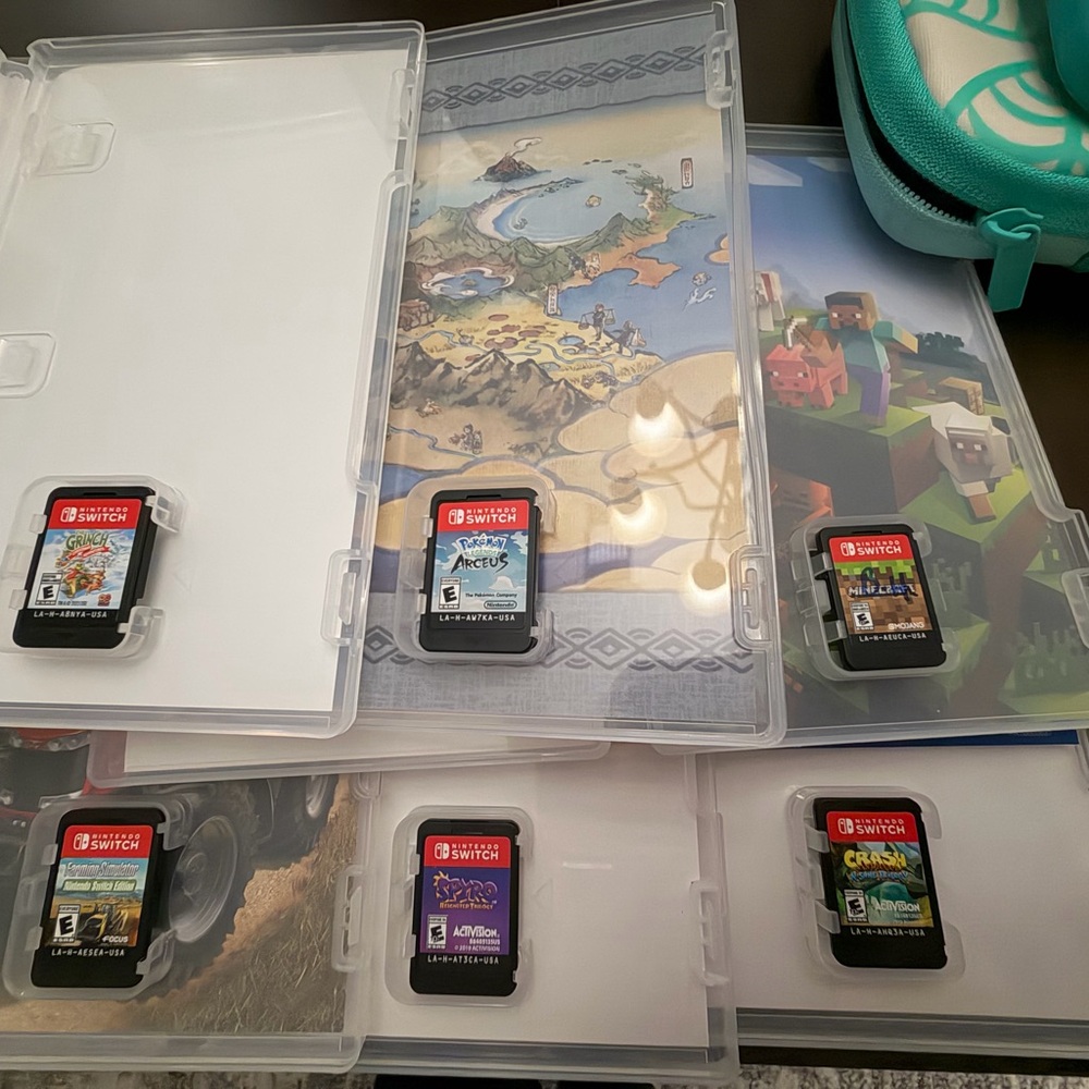 Mint Green Backpack and Nintendo Switch Lite Bundle - Picture 6 of 9